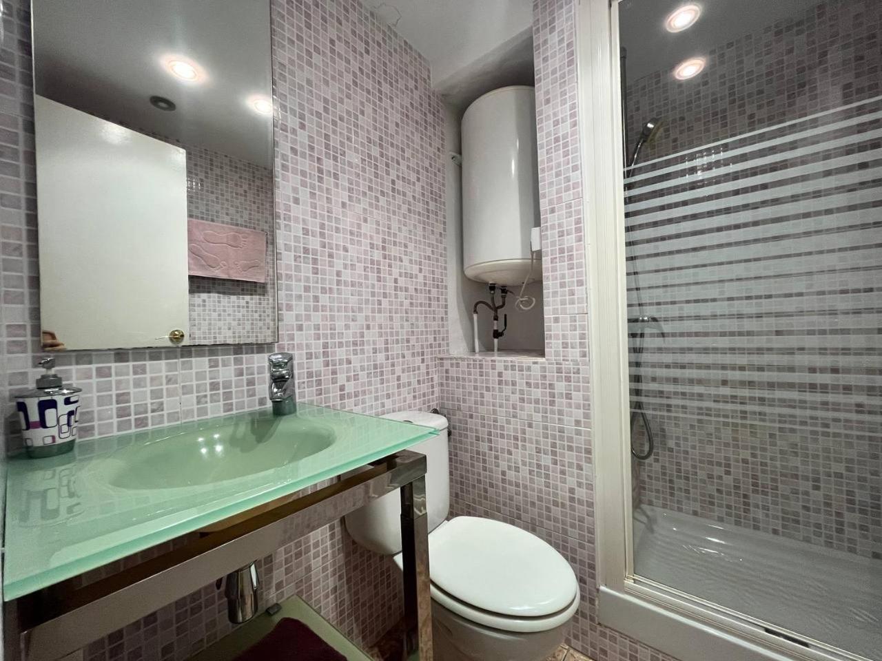 Estudio Con Tres Piscinas Comunitarias Y Pista De Tenis Roses Exterior photo
